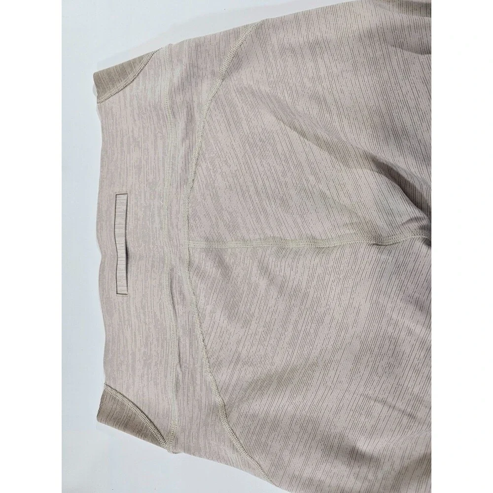 Outdoor Voices L Two-Tone Cropped Leggings Capri Workout Beige Stretch EUC‎
